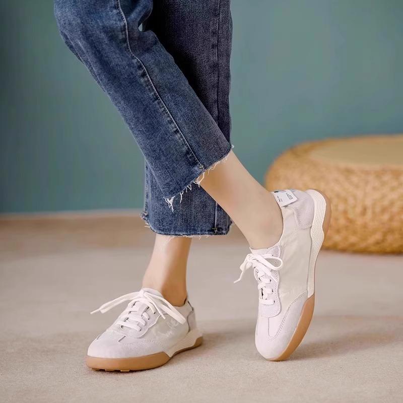 Scarpe bianche con plateau da donna scarpe per l'allenamento morale 2025 nuove scarpe estive celebrità di Internet versatili super popolari scarpe Forrest Gump scarpe da ginnastica casual
