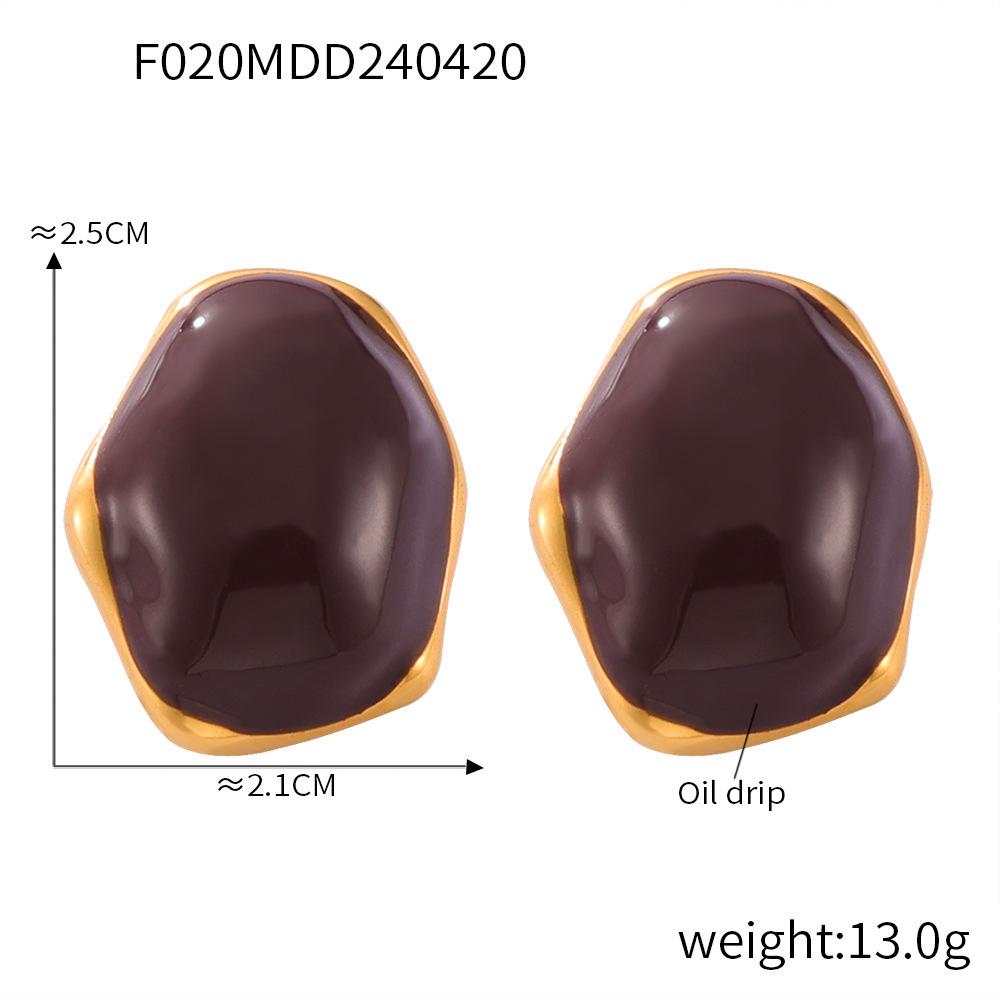 Retro Drip Oil Pendant Earrings & Clavicle Chain Set: Gold-Plated, Titanium Steel, Simple Light Luxury Design