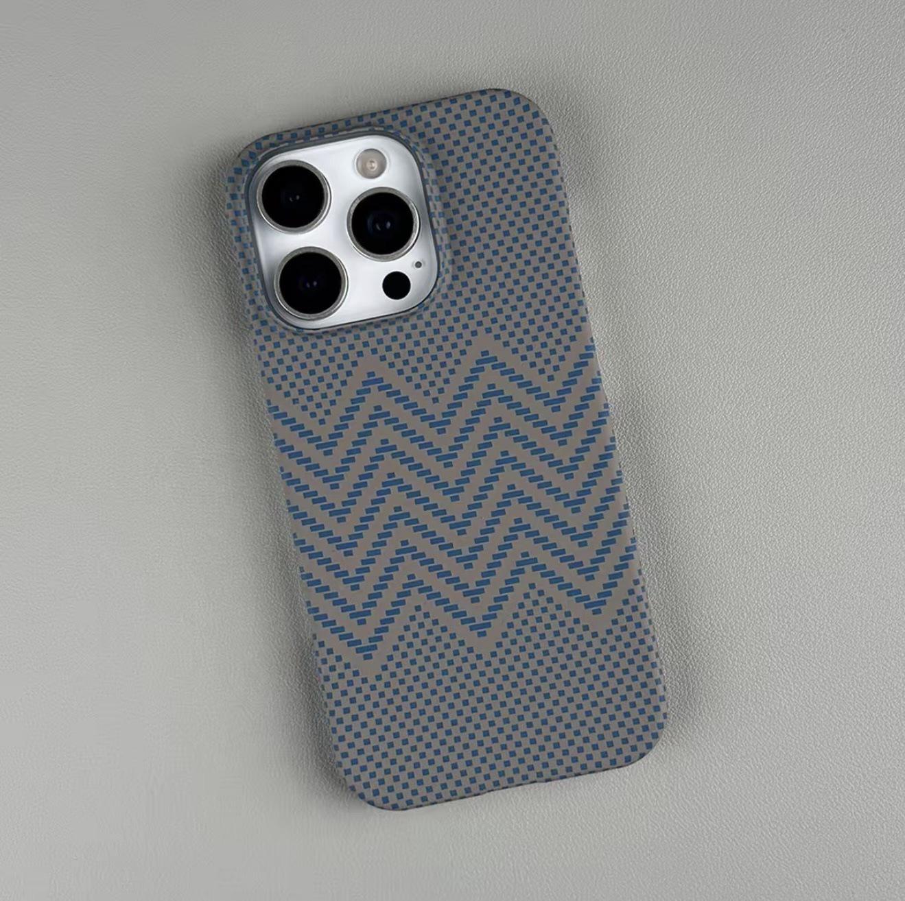 

Kevlar Magnetic Case for iPhone 17 Pro Max - Sunset Mountains Design, Thin, Lightweight, Anti-drop iPhone 14