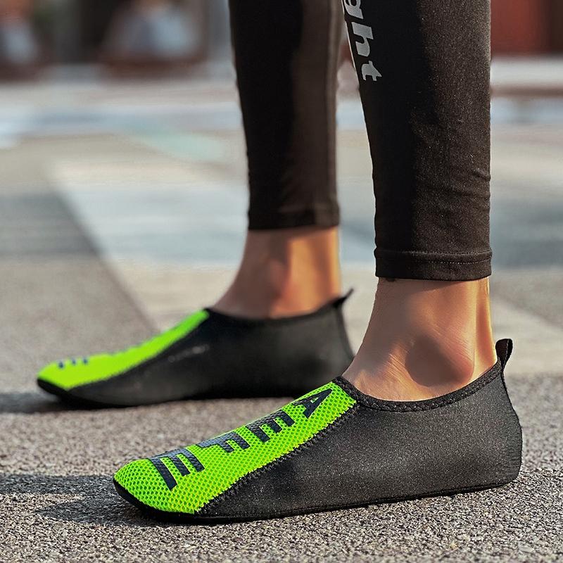 YRZL New Aqua Shoes Five-finger Swimming Shoe 36-47 Size Beach Sports Shoes Fashion Men's Fitness Shoes Couple Footwear