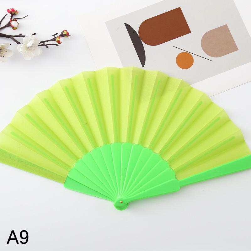 Abanico Plegable Liso de Tela de Seda de 7 Pulgadas Abanico de Varillas de Plástico Abanico de Danza China Color Sólido Taichi Ejercicio Matutino DIY Adornos para el Hogar