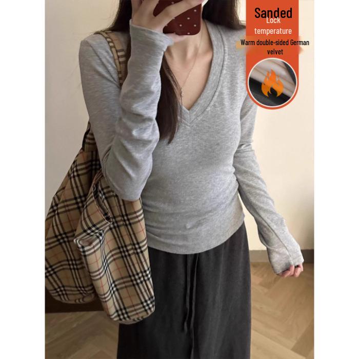 

Women s V-neck Slim Fit Solid Color Long Sleeve Pure Cotton Top with Silver Fox Fur Detailing. M