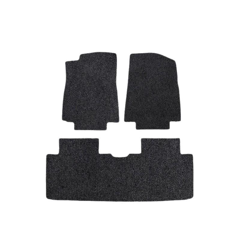 Black Nylon Floor Mats for Volkswagen Golf 8 (2014-2020) - Full Coverage, Dirt-Resistant.