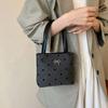 Casual Canvas Polka Dot Bucket Bag 2025 New Women's Niche Popular Versatile Foreign Style Commuter Hand Shoulder Bag