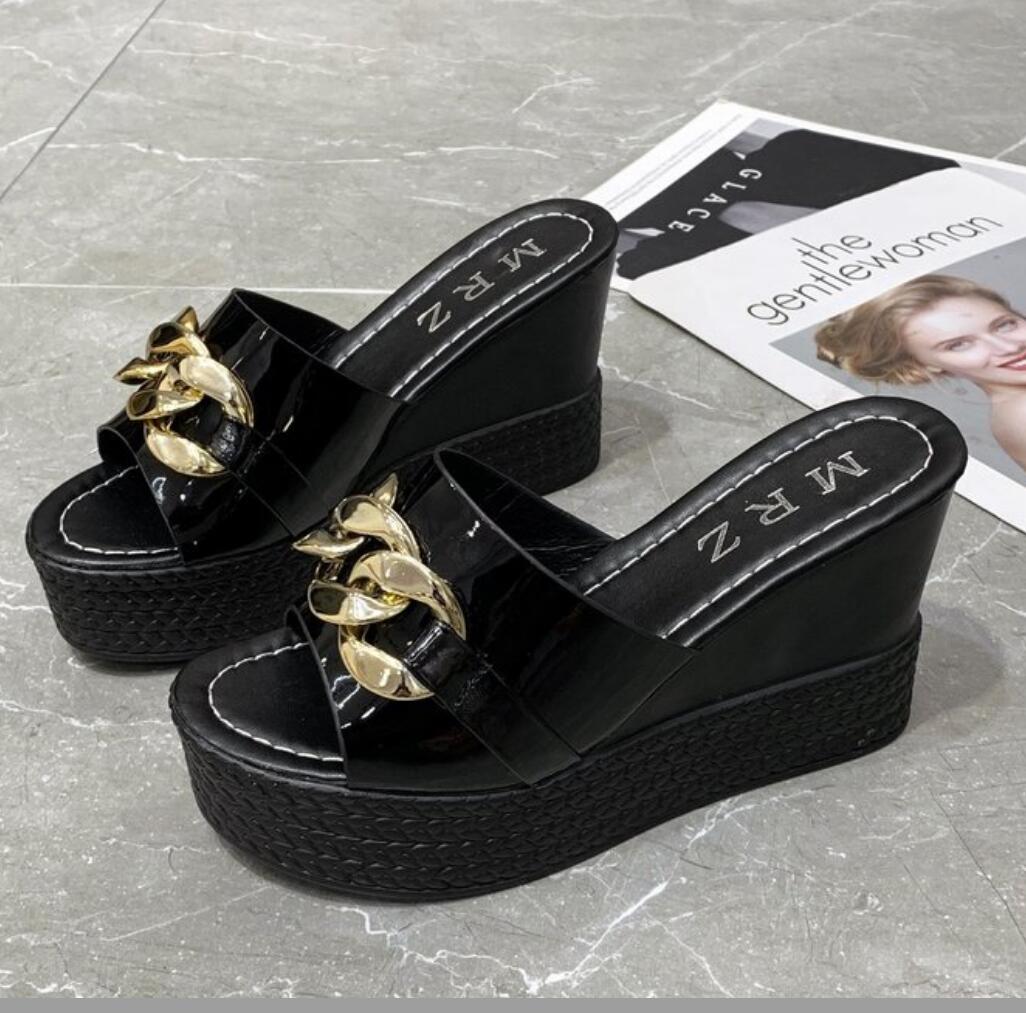 

Модные белые туфли на платформе с цепочкой на высоком каблуке женские свадебные туфли летние повседневные туфли на танкетке женские пляжные босоножки на каблуках 40 чёрный