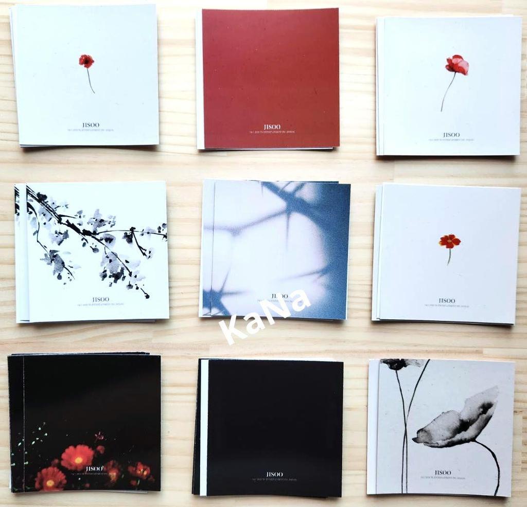 [USED] BLACKPINK JISOO ME KIT Album with Bonus Trading Card