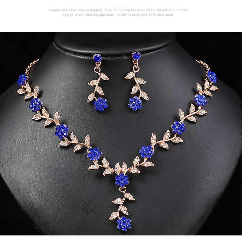 European & American Vintage Plum Blossom Necklace Set with Colored Diamonds