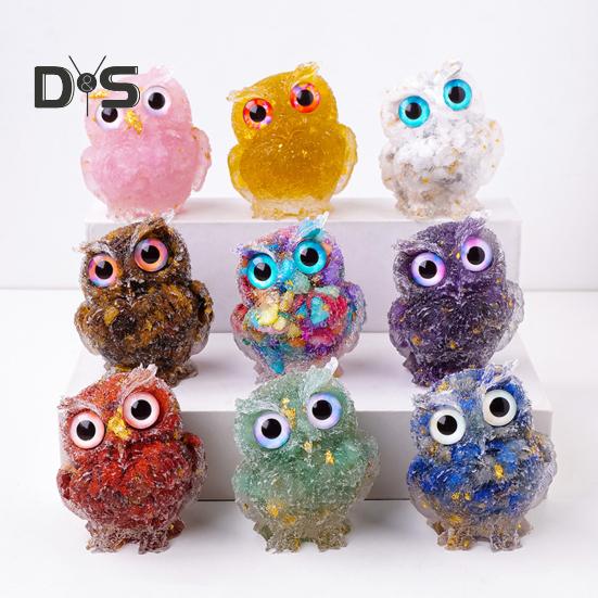 Přírodní křišťálová figurka sovy Ručně vyrobená socha sovy z pryskyřice naplněná křišťálovými kameny Stolní ozdoba sovy pro domácí kancelář Dekorace auta Reiki léčení