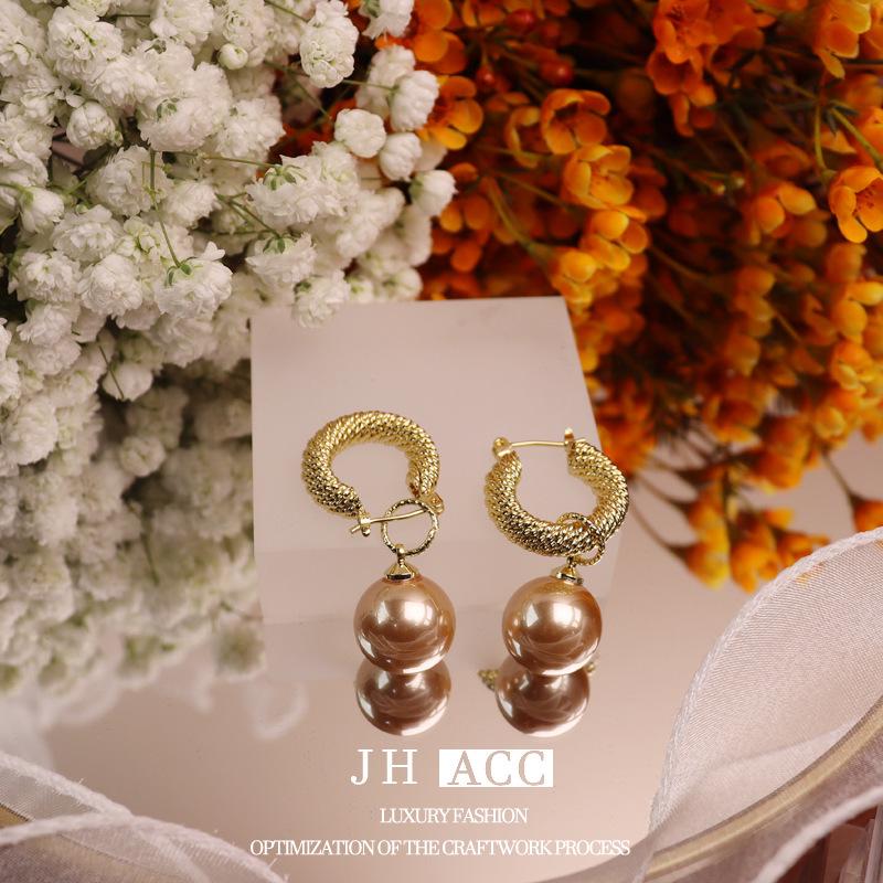 French Retro Pearl Earrings - S925 Silver and Gold-Plated Copper for a Versatile, Elegant Look