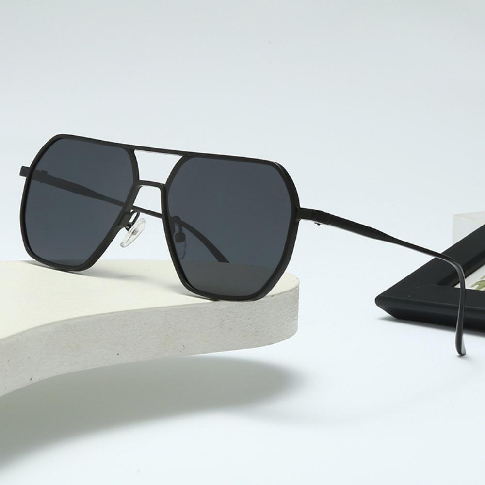 New Metal Polarized Double Beam Pochromic Sunglasses for Men Drive Night Vision Glasses Fashion Shade for Men Women