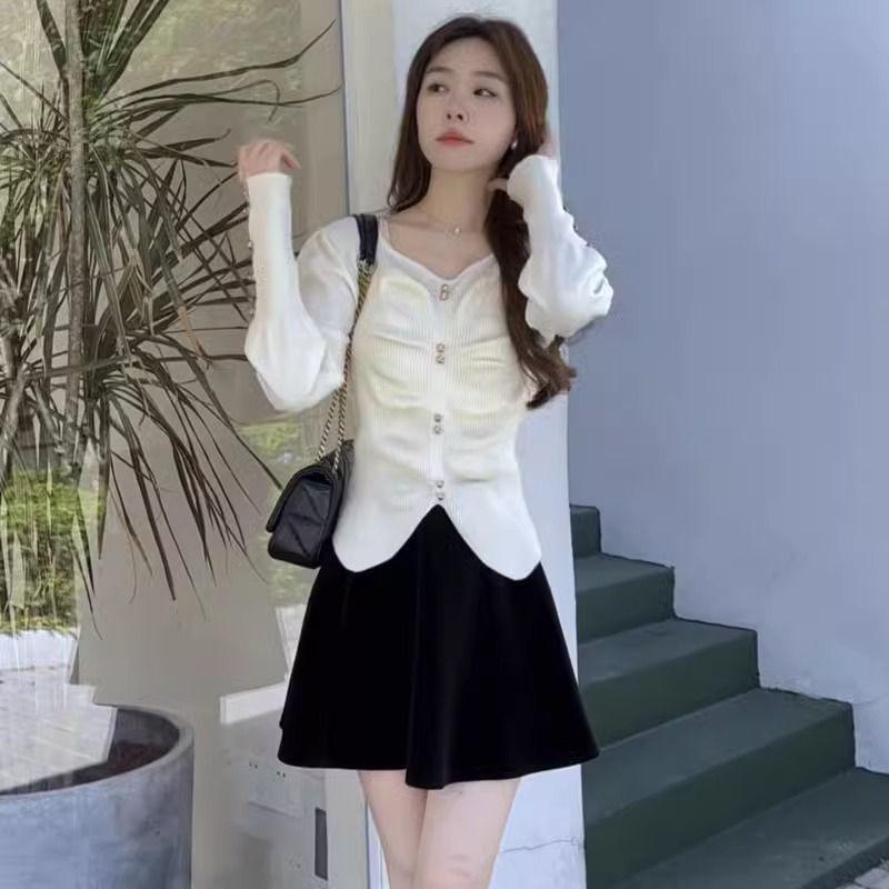 Women's High-End Chic Square Neck Ruched Knitted Sweater for Autumn/Winter