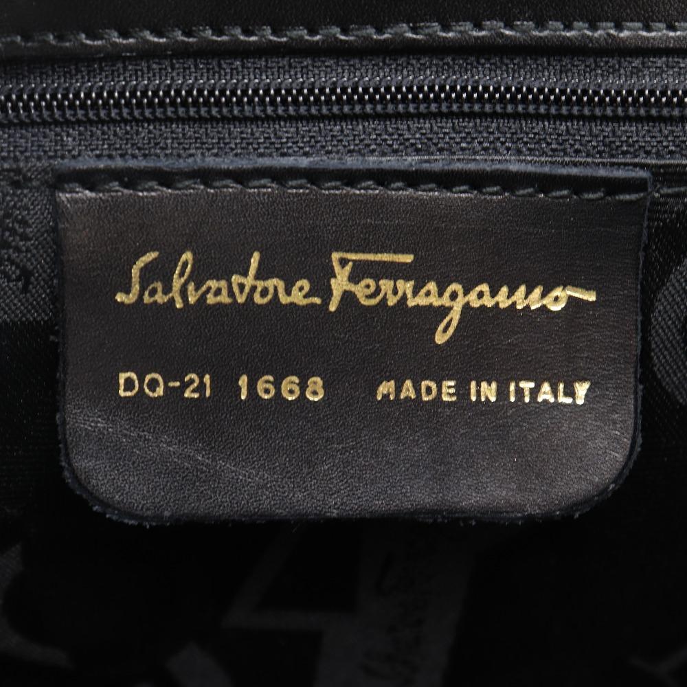 Salvatore Ferragamo 2WAYShoulder Handbag DQ-21 1668 Vintage Black Calfskin Women Used