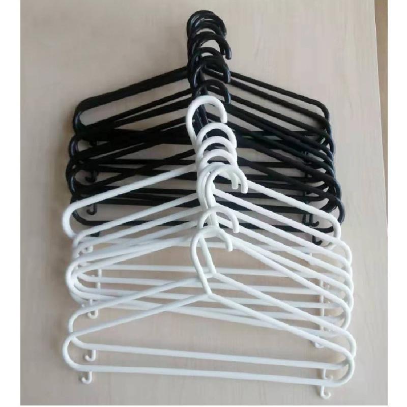 Durable Pp Clothes Hangers Student-friendly Multi-functional With Hooks