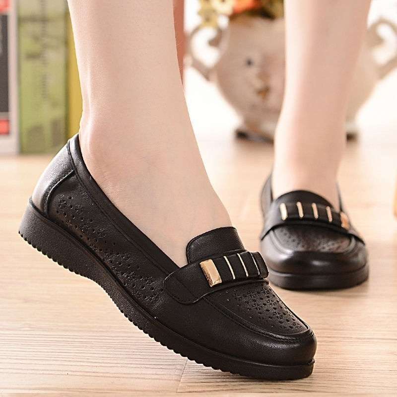 Doudou shoes women's non-slip spring and summer new flat-soled single shoes soft sole one pedal pregnant women comfortable mother white nurse shoes