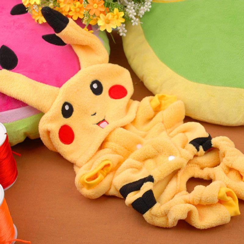 Charmant costume d'animal de compagnie Pokémon Go avec un design Pikachu à capuche pour chiens et chats