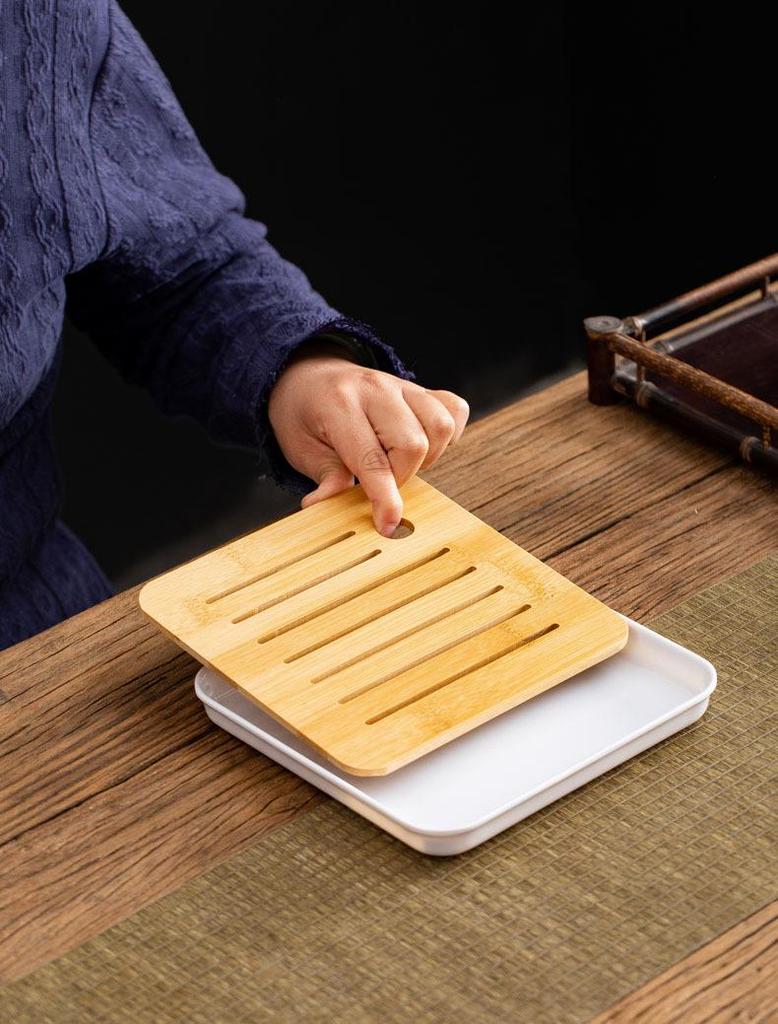 Portable Ceramic Kung Fu Tea Set with Bag – Includes One Pot, Four Cups, and Side Handle for Outdoor or Car Use