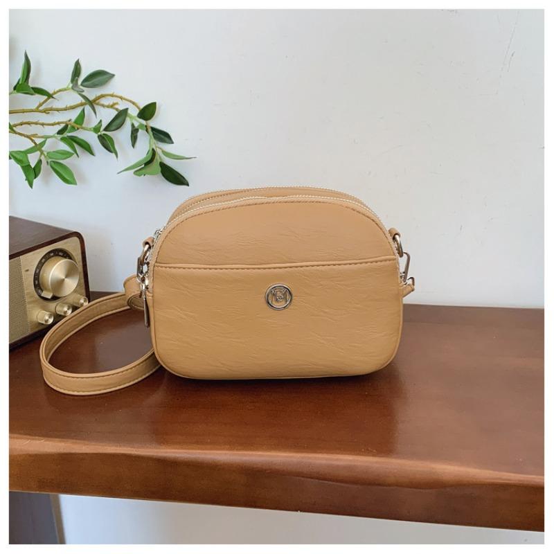 

Ретро маленькая квадратная сумка из мягкой кожи, простая и универсальная модная сумка через плечо, легкая роскошная, с высоким чувством, легкая многослойная сумка для мамы хаки