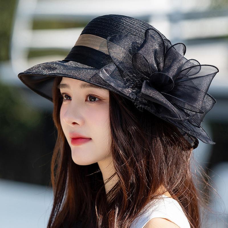 Look Stylish and Stay Cool: 1pc Women's Fashionable Knitted Stitching Hat with Large Flower and Mesh Breathable Foldable Basin Hat