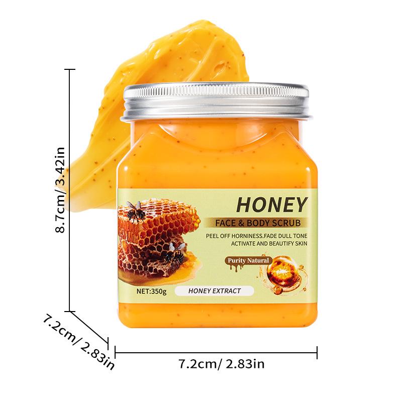 Body Scrub for Exfoliation and Removal of Rough Skin and Dead Skin Cells, Deep Cleansing with Curcumin Scrub.