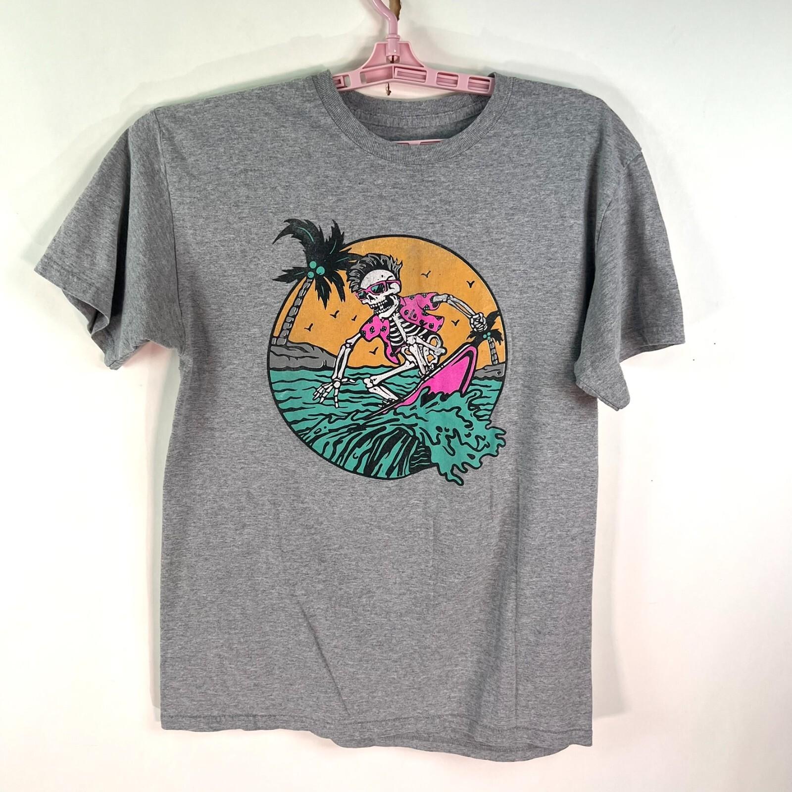 Good Vibes Tee Shirt Mens Size Medium M Gray Skeleton Surfing 2 Sided Graphics S разноцветный