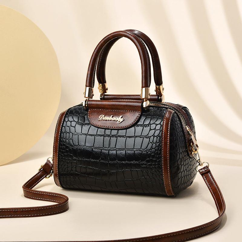 Trendy Fashionable Bucket Bag For Women Stylish Color Block Crossbody Handbag With Comfortable Pu Material