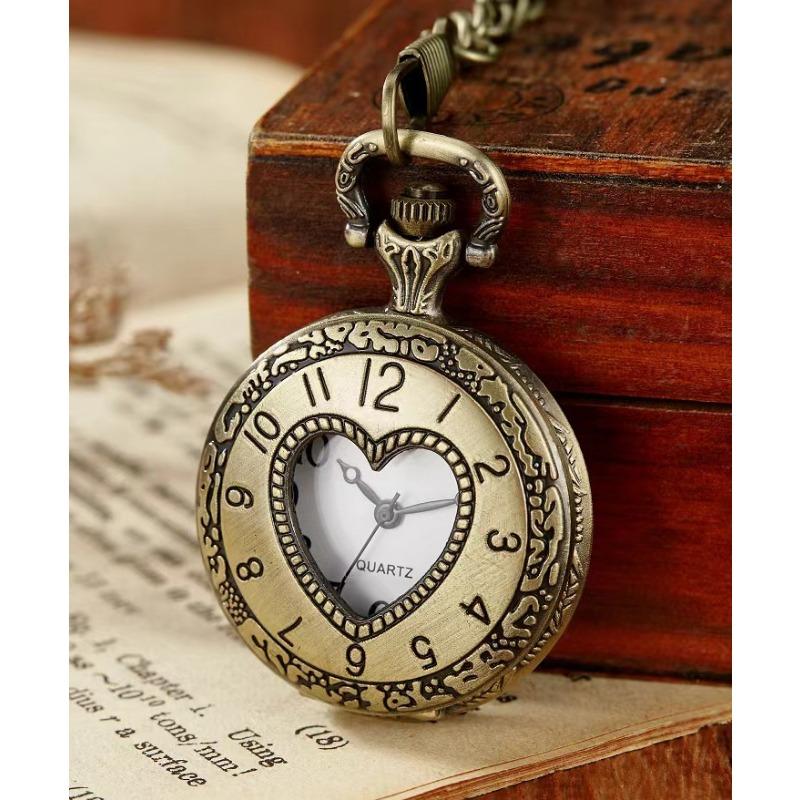Exquisite Bronze Pocket Watch with Small Heart-shaped Spider Web Shell Watch Necklace, Small Pocket Watch, Gift Pocket Watch Pendant Pocket Watch