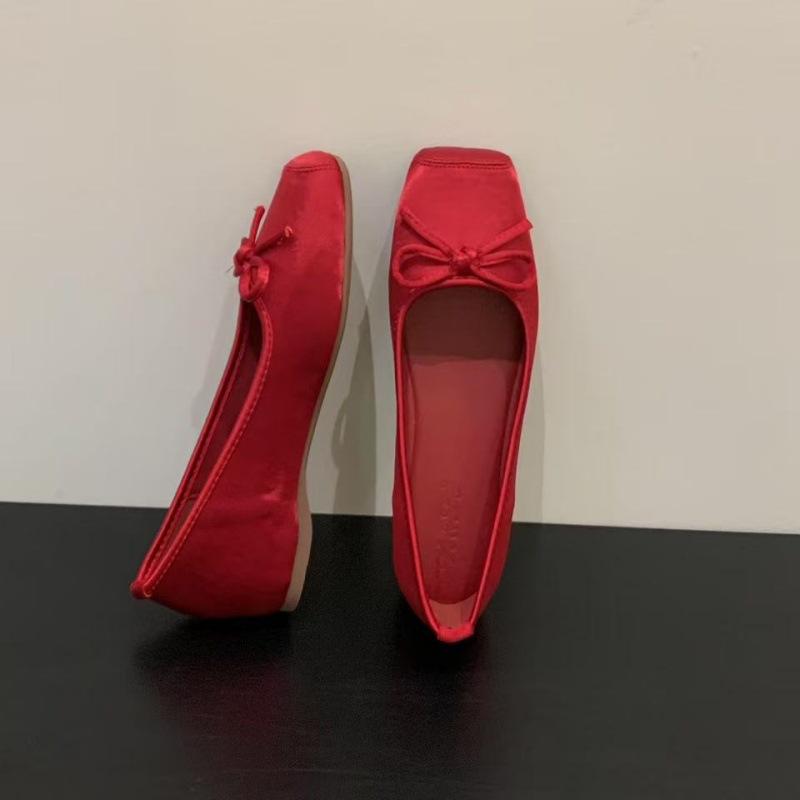 

Внутреннее увеличение высоты 3 см абрикосовые нежные вечерние туфли женские туфли 2025 новые весенне-летние красные атласные балетки 40 красный