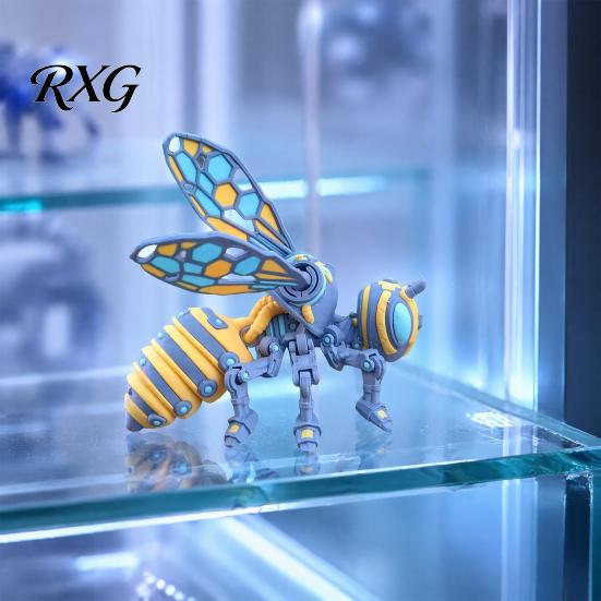 Creative Bookshelf Decoration 3D Printed Articulated Bee Figurine, Flexible Joint Fidget Toy with Keychain, Mechanical Futuristic Desk Accessory