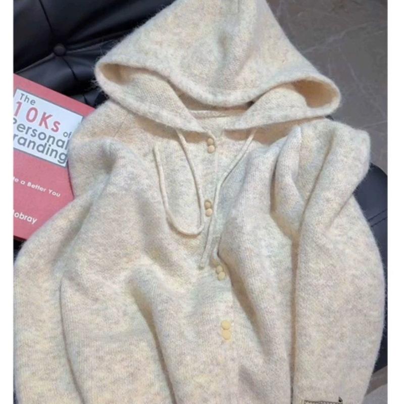 

Милый и ленивый модный мягкий восковой молочный кардиган с капюшоном женский 2024 новый зимний вязаный свитер One Size абрикосовый