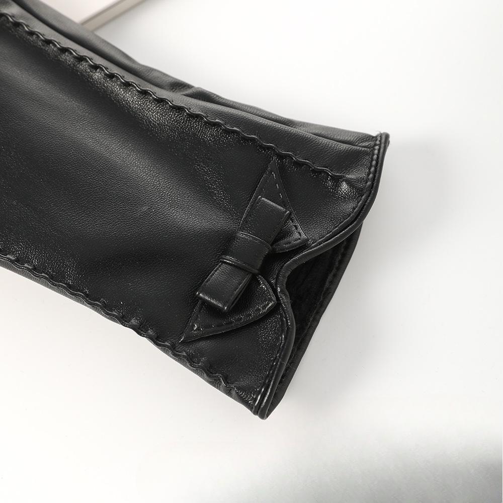 Winter Leather Gloves for Women Plus Velvet Thickened Warm Cycling Outdoor Sports Driving PU Windproof Cold Touch Screen Gloves