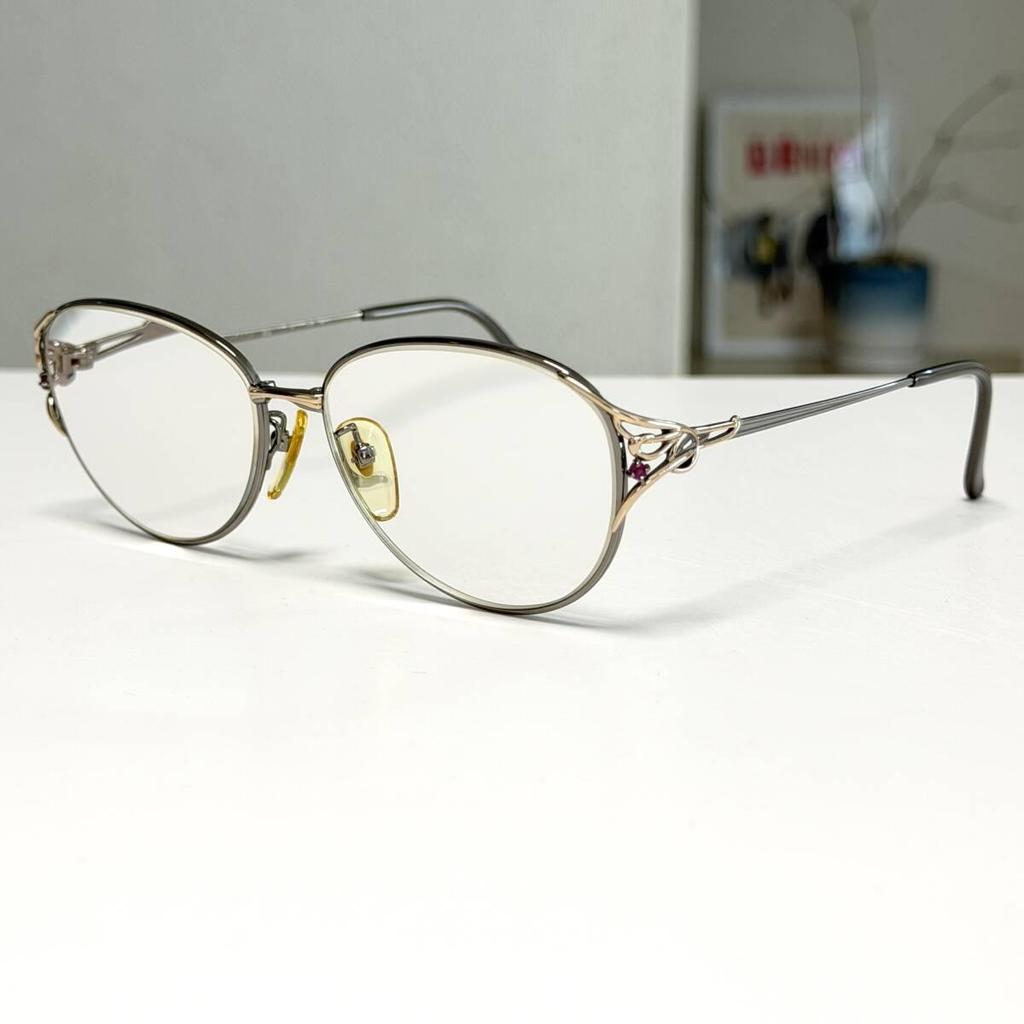 Used SEIKO AMENITY Seiko Eyeglasses Frame Glasses SA-3224 BG 5615-140 Grayish Natural Stone Jewel Glasses Ladies Vintage