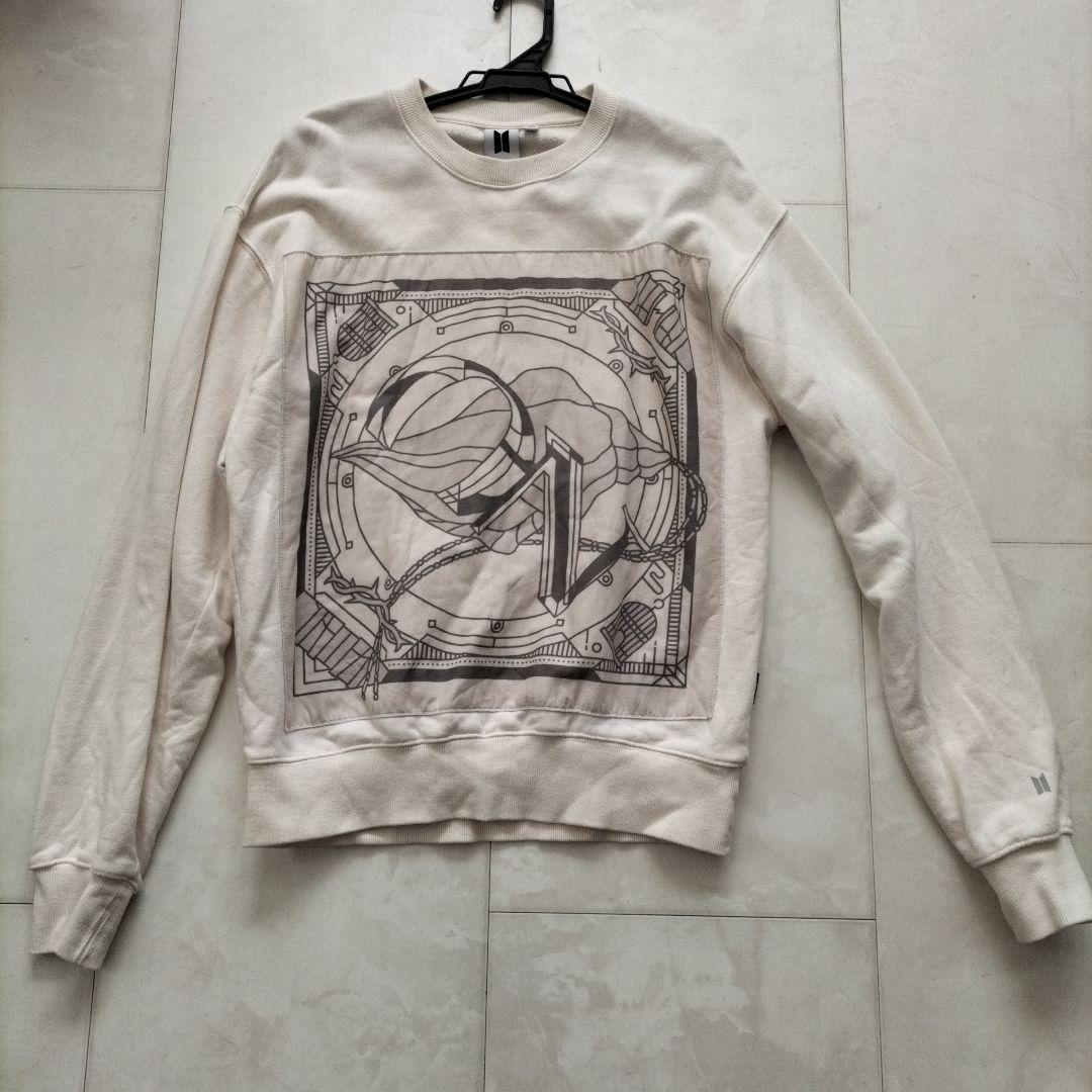 [USED] BTS ON Sweatshirt Size M