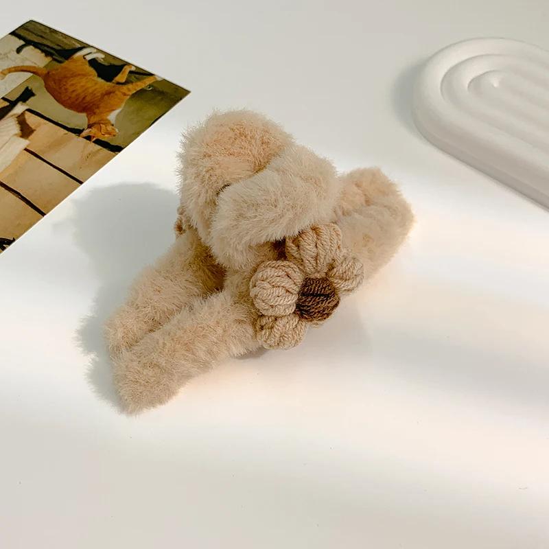 

Новая вязаная плюшевая заколка для волос в виде цветка для женщин, корейская милая заколка для волос, заколка-краб для хвостика, модные аксессуары для волос для девочек