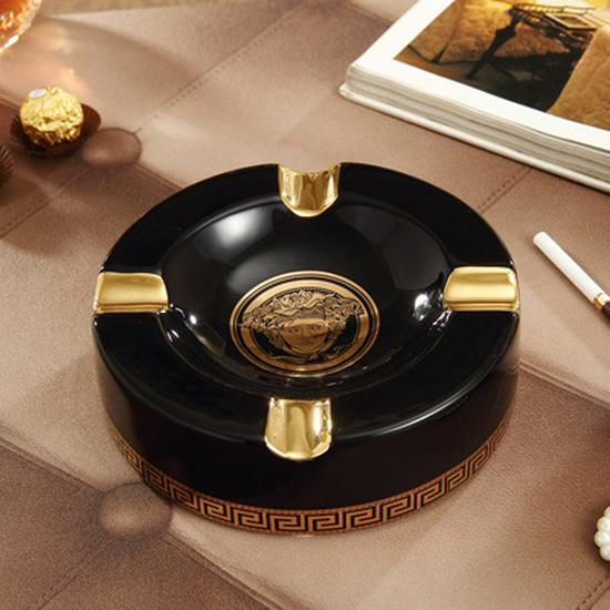 Creative European Ceramic Cigar Ashtray for Home or Office
