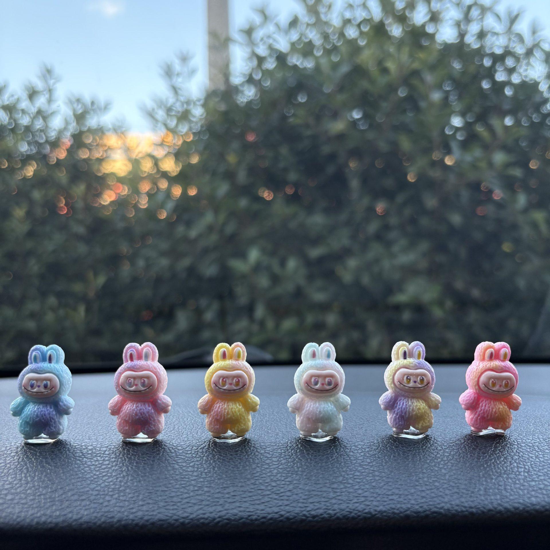 

6 шт. Украшения для автомобиля La Bu Bu, Милые SMT-украшения для экрана центральной консоли, Автомобильные товары для интерьера 6pcs