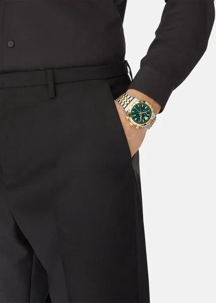 Versace VRSCVE2U00522 Analoge Armbanduhr für Herren