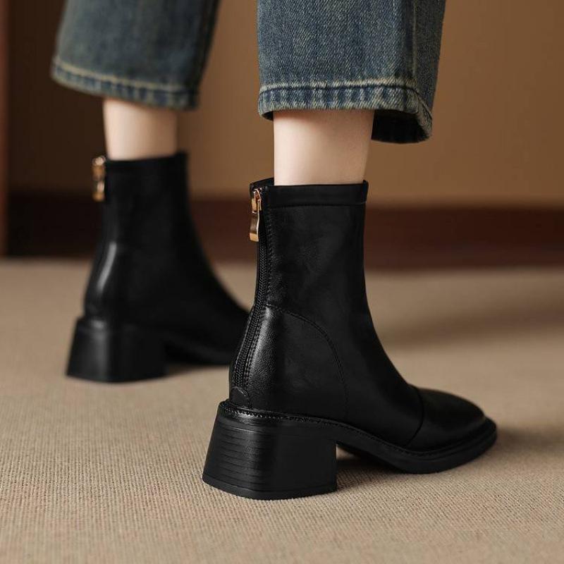 New Women's Leather Plus Size Women's Boots Rubber Sole Middle Heel Comfortable Rear Zipper Middle Tube Boots Autumn and Winter Martin Boots Women's