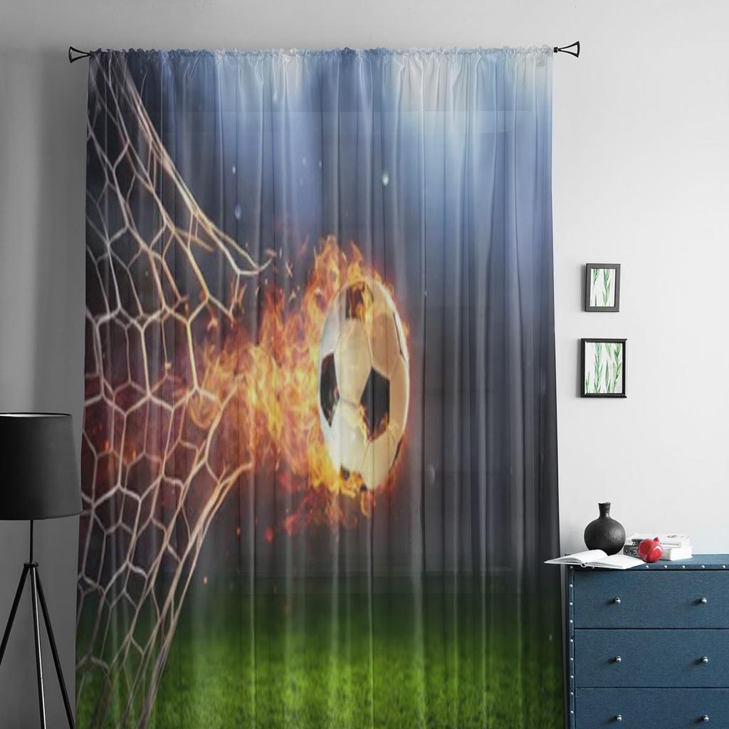 Abstraktes Fußballfeld mit Tornetz und feurigen Flammen auf Gras, transparente Tüllvorhänge für Wohnzimmerdekor, Voile-Organza-Vorhang