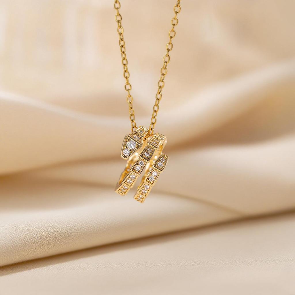 Elegant Light Luxury Zircon Necklace for Women - Gold-Plated, Simple Clavicle Chain
