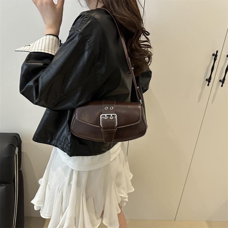 Handheld handbag women's spring and summer new fashion retro simple belt buckle women's shoulder armpit bag