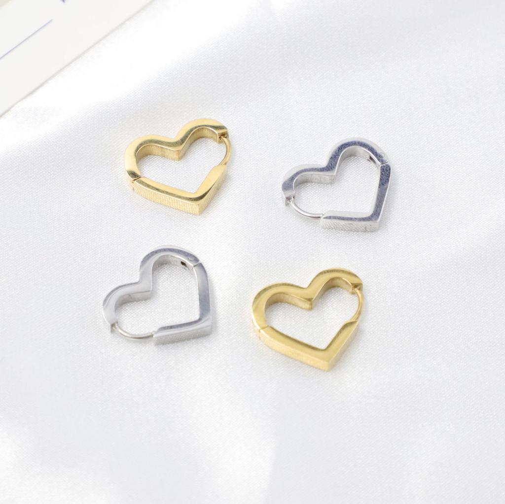 Stainless Steel Peach Heart Earrings, Flat Hand-polished Titanium Steel Earrings, 18K Gold-plated Women's Earrings