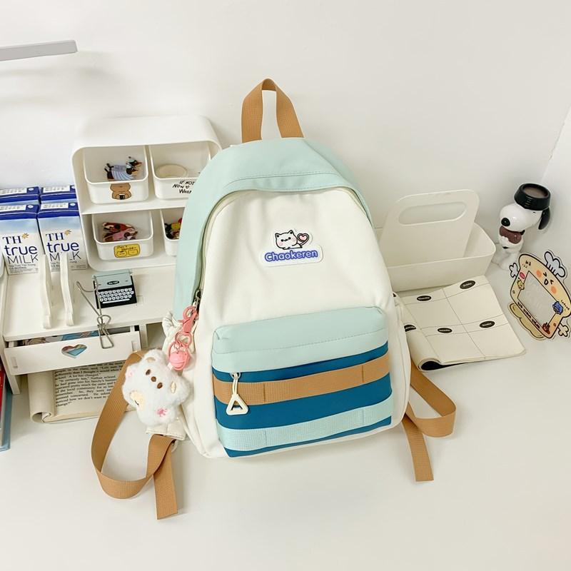 

Новая маленькая свежая контрастная сумка Легкий и повседневный уличный рюкзак Рюкзак большой вместимости для учеников средней и старшей школы. .