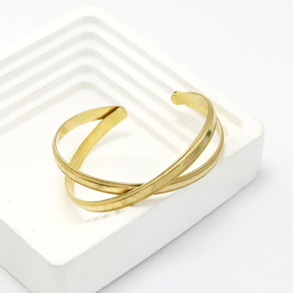 New Double-Line Cross Cool Style Bracelet: Simple, Versatile, Fashionable Light Luxury Wristband for Women