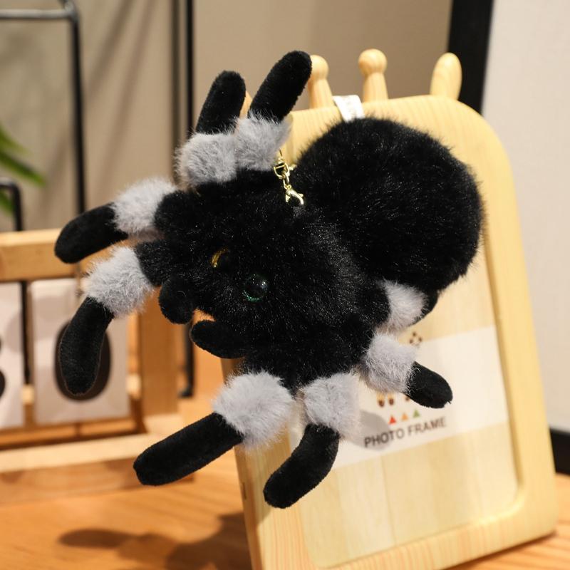 Simulierte Spinnen Weiche Plüschtiere Horror-Spinnen Kuscheltiere Spukhaus Streich-Requisiten Halloween Heimdekorationen