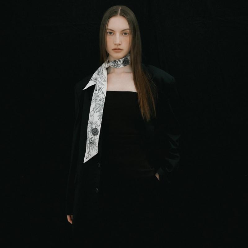 AVVINA PELLE Long Twilly Silk Scarf   Cream   Model  Botanic Garden
