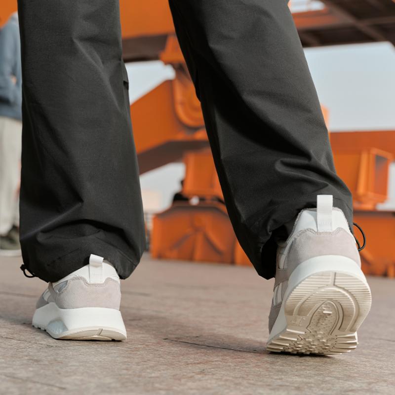 Reebok Classic Leather Hexalite 'Ash' Sneakers 100074409