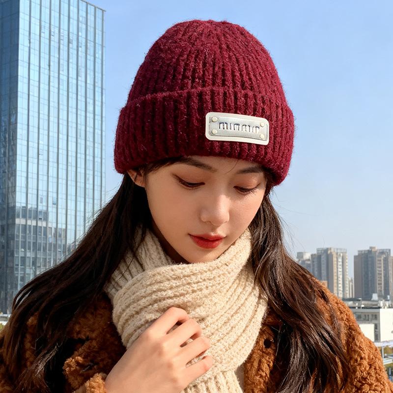 Autumn and Winter New Wool Hat for Women, Small Face, Warm Ear Protection, Cold Hat, Korean Letter Knitted Hat, Pullover Hat