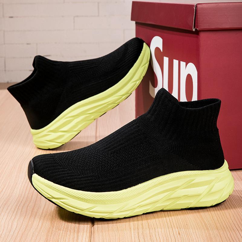 Fashion Casual Outdoor Versatile Socks Shoes New Versatile Ultra-light Breathable Men's Shoes Wear-resistant Large Size Shoes