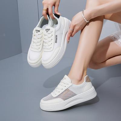 Scarpe bianche estive 2025 nuova versione coreana ins studenti femmina rialzo piattaforma scarpe sportive da ginnastica scarpe casual 8603-2
