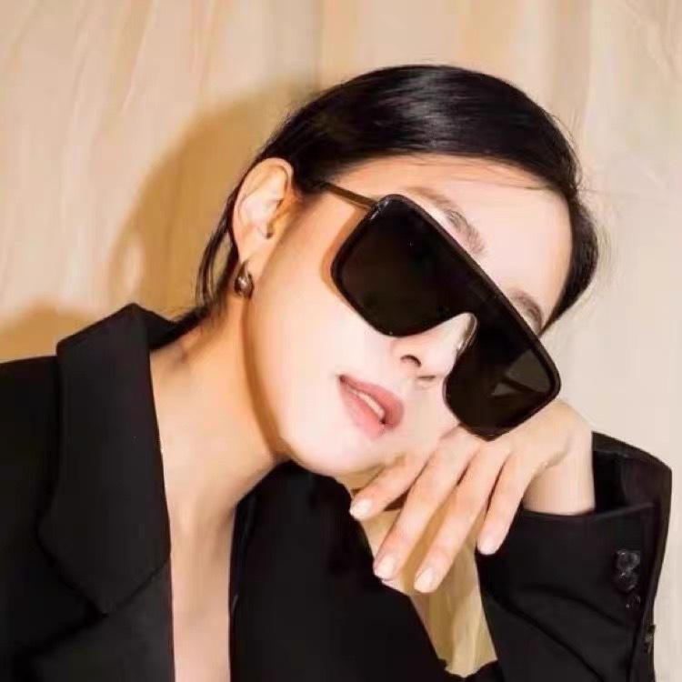 One-Piece Sunglasses Men'S And Women'S Personalized Large-Frame One-Piece Sunglasses Trend Couple Sunshade Glasses Trend